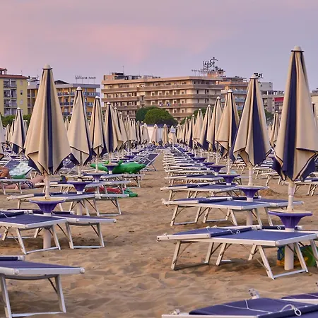 Sea View Penthouse With Hydro-Massage Bibione