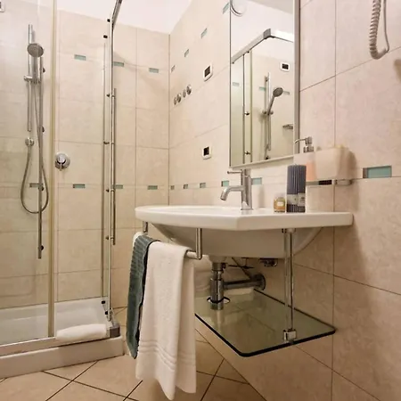 Sea View Penthouse With Hydro-massage ביביונה